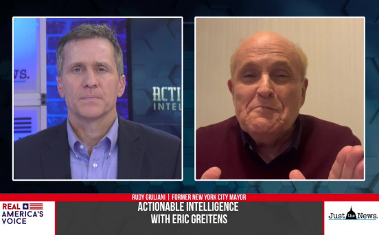 Eric Greitens speaks with Former NY City Mayor, Rudy Giuliani